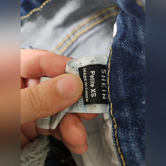 Jeans - Picture 3 of 3